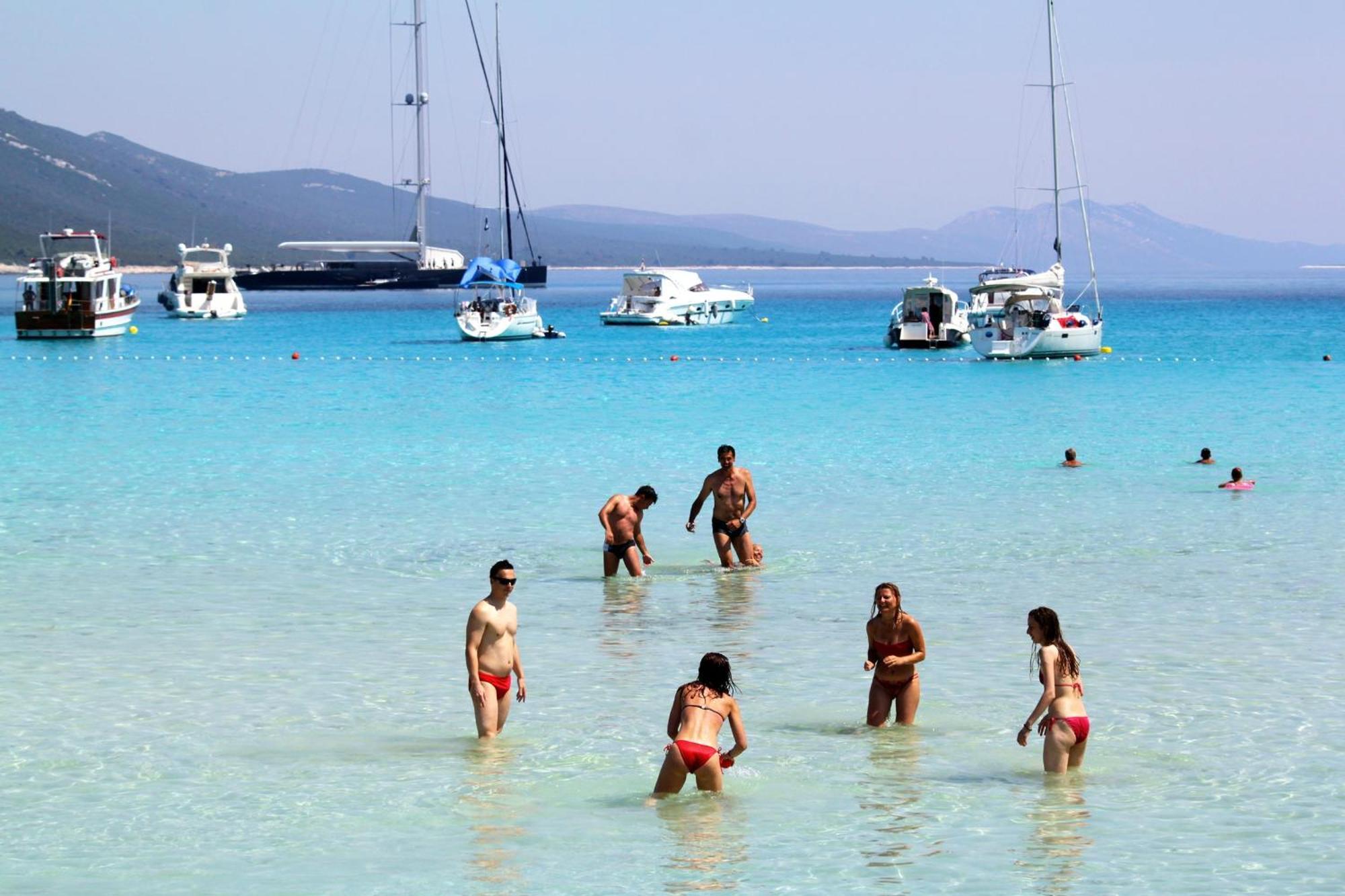 Apartments With A Parking Space Sali, Dugi Otok - 8136 Exterior foto